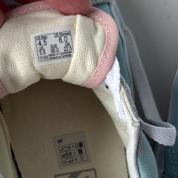 Vans Old Skool Pastel Colorblock Platform Shoes - Picture 14 of 16